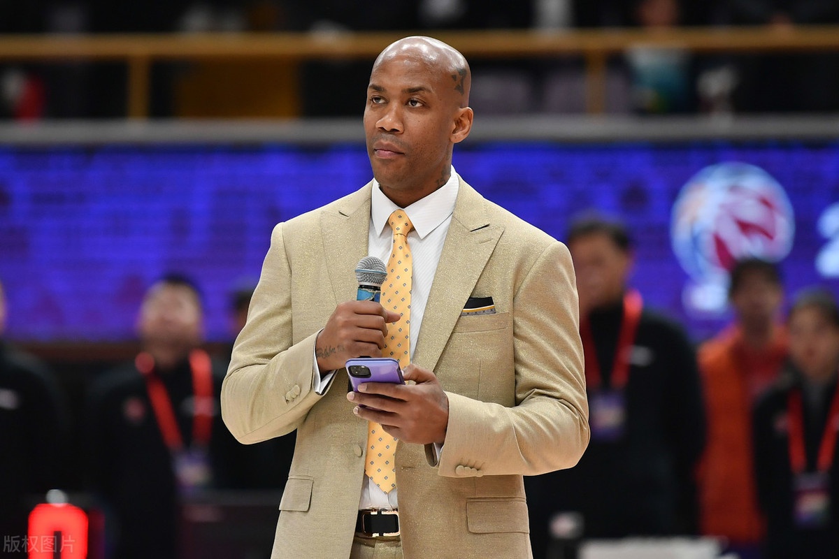 江南体育平台包含清晨拉齐奥调整名单以备亚冠，复出首秀环节打磨，话题不断，赛季目标并未改变的词条