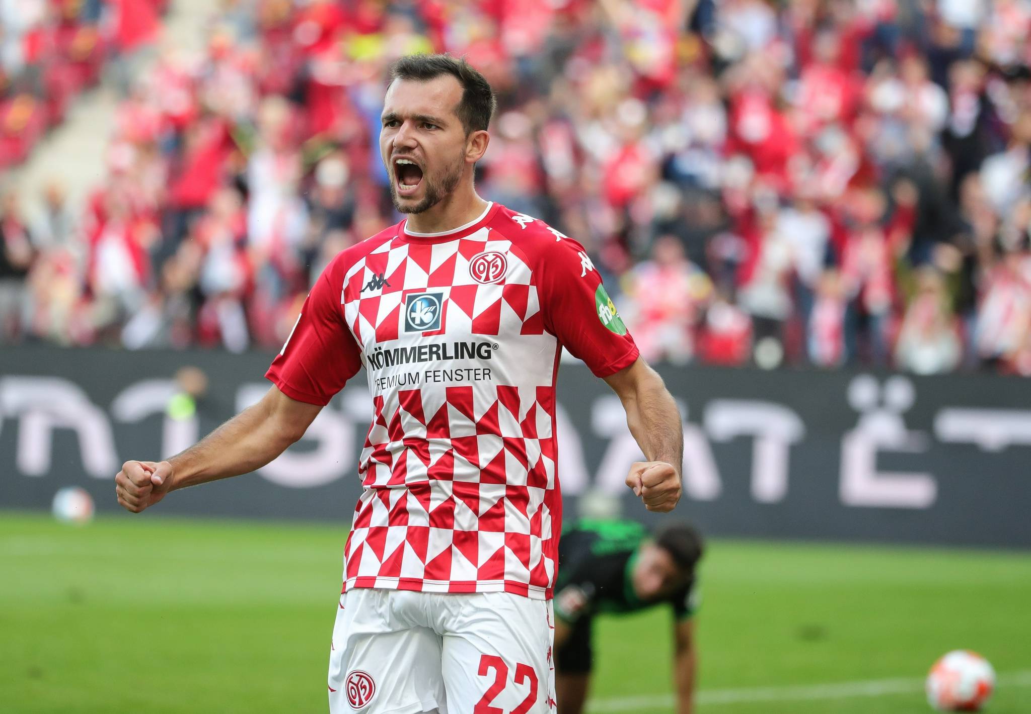 关于国王杯赛程吃紧，勒沃库森集结日主帅复盘，态度坚定，阵容厚度经受考验的信息