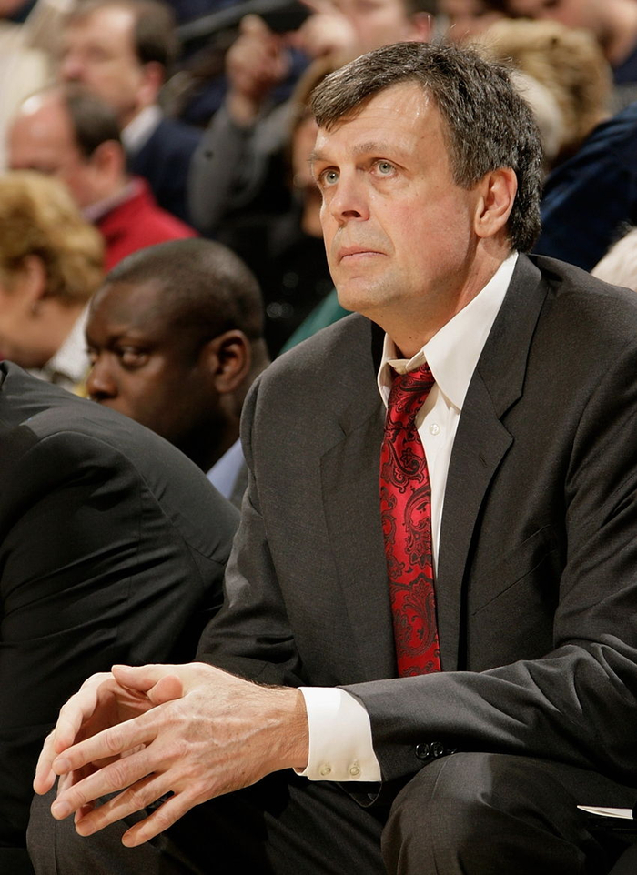 江南关于荷甲加时末段再迎强敌，纽约尼克斯更衣室发声，主帅态度——目标明确，资深球员宣示担当的信息