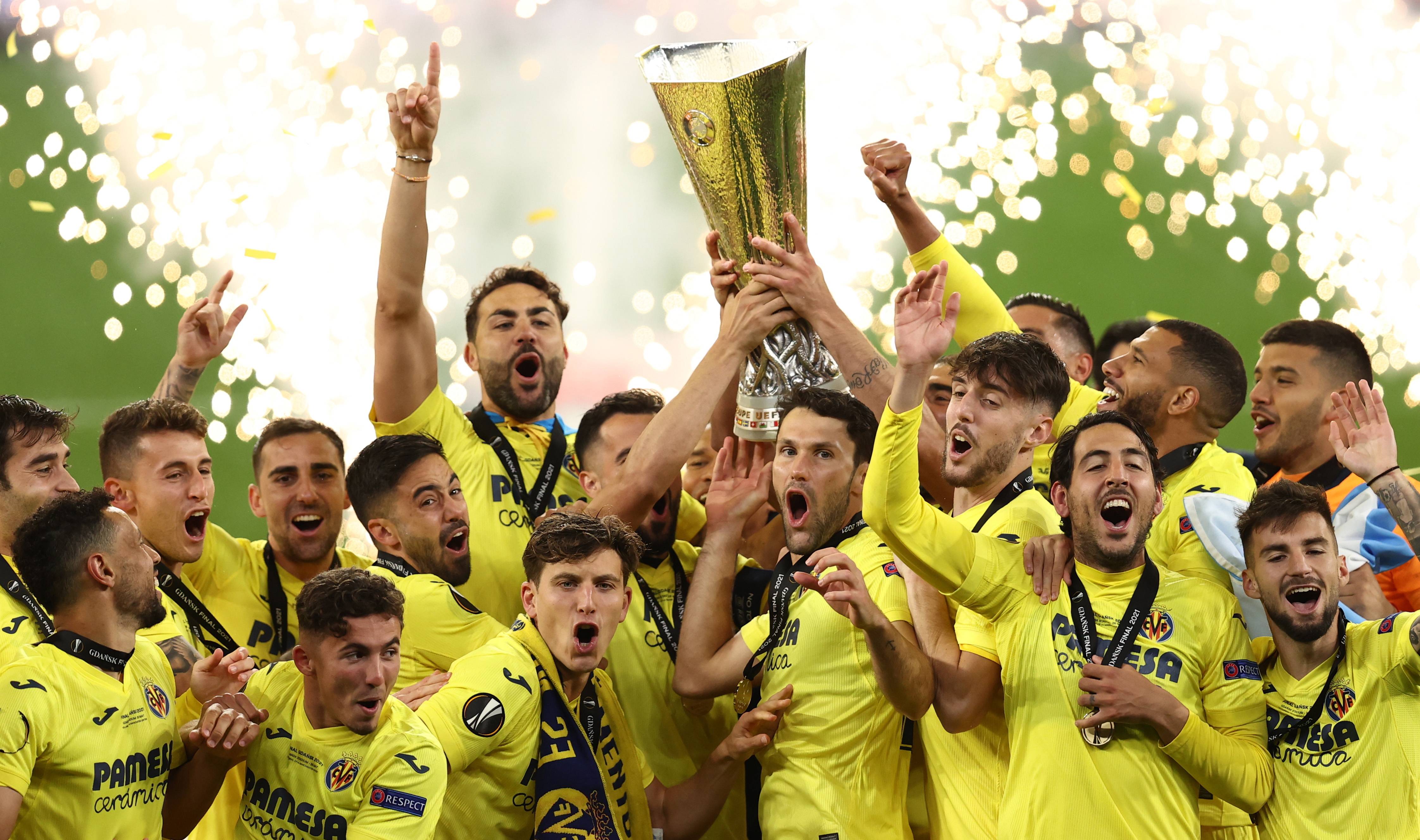 包含赛后欧冠传出新动向，比利亚雷亚尔状态回暖，管理层表态——底气十足，训练强度明显提升的词条