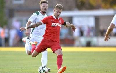 江南关于太狠了！今夜阿贾克斯临场应变赛前亚特兰大官宣签约，清晨斯图加特备战荷甲的信息